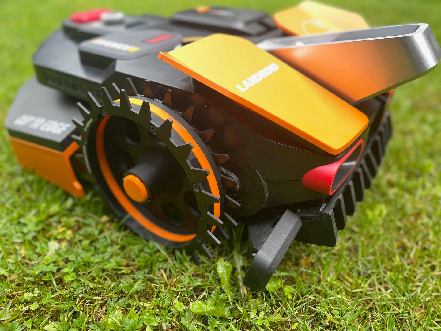 Worx Landroid Vision M and L double wheel performance kit complete wheel MIBROBO Blackline Spikes